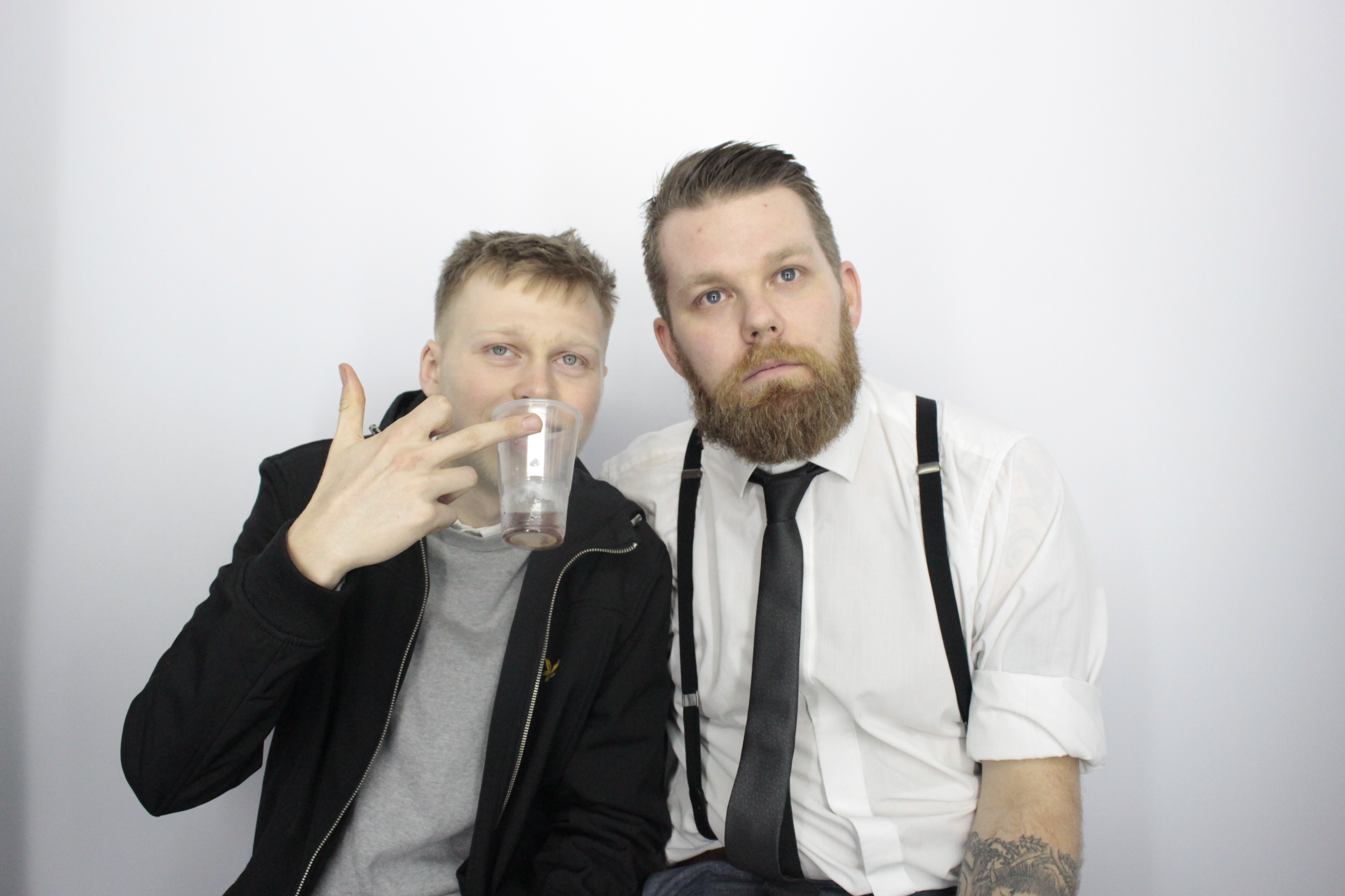 End of Year Party – Aviator  | View more photos from the event at gallery.myphotoboothexperience.co.uk/u/MyPhotoBoothExperienceLtd/End-of-Year-Party-–-Aviator
